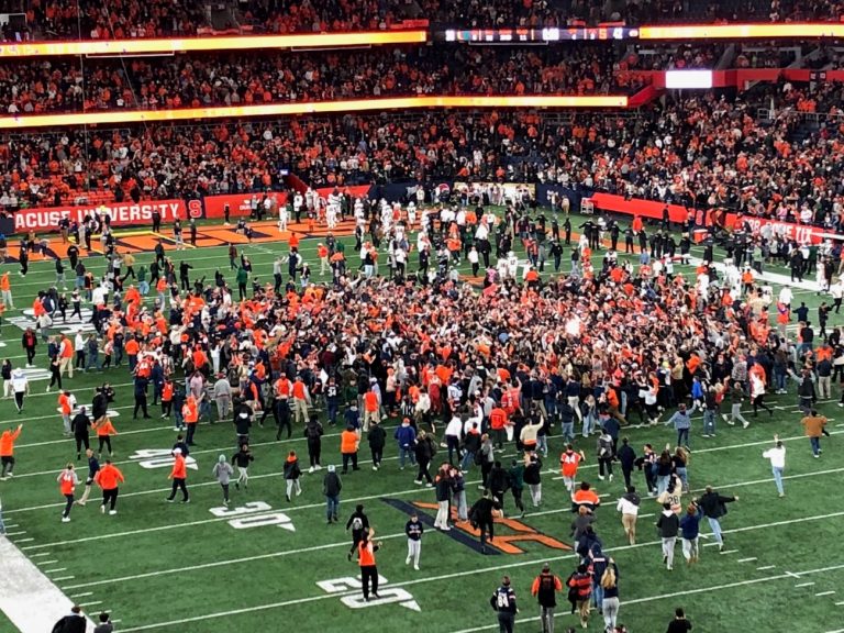 SU to the 2024 Holiday Bowl