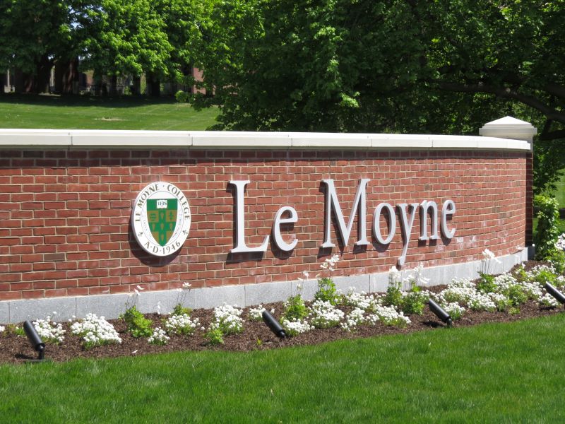 Le Moyne College state grant for health care students